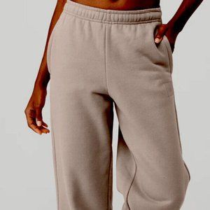 NEW ALO Yoga Renown Heavy Weight Sweatpant L